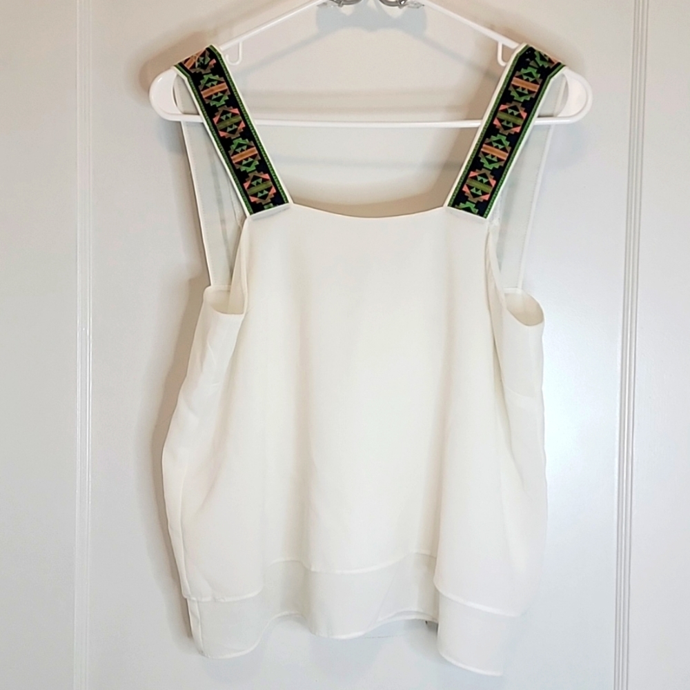 Double Zero White Sleeveless Bouse-Size M